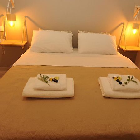 Delphic Moments - Sunny App 3Br, 2Ba With View Apartment ภายนอก รูปภาพ