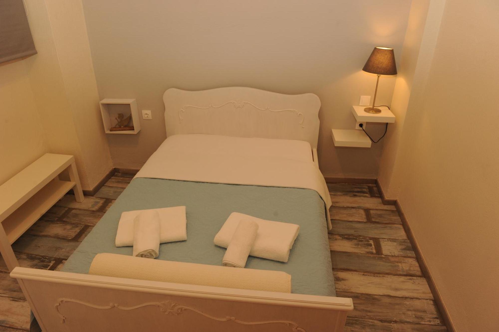Delphic Moments - Sunny App 3Br, 2Ba With View Apartment ภายนอก รูปภาพ